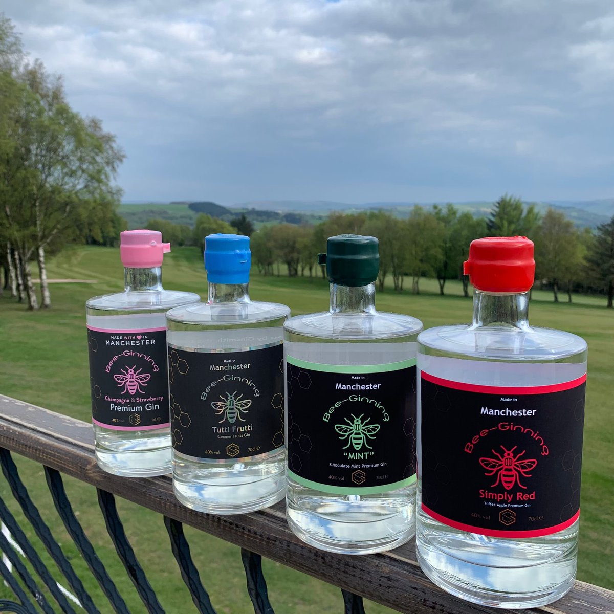 Our Gins are now being served at <a href="/Werneth_Low_GC/">Werneth Low G.C</a> 🍸🐝⛳️