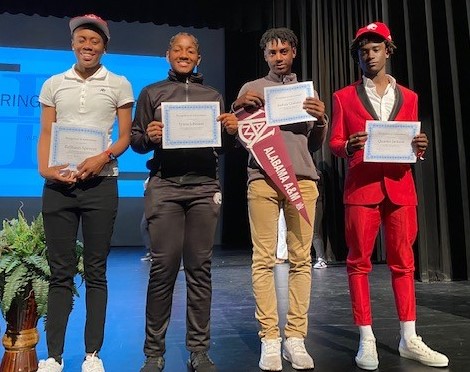 MobilePublicSch's tweet photo. Congrats to the @DHS_Warriors student-athletes who signed scholarships today. From left: Re'Shaun Spencer (basketball, Coastal Alabama CC); Iyana Johnson (track, South Alabama); Joshua Graham (track, Alabama A&amp;M); &amp; Quartez Jackson (football, South Alabama). #LearningLeading https://t.co/WFkBIaDAw9