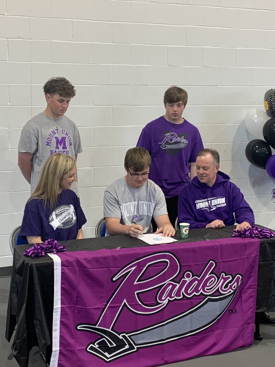 Jackets Football tweet media