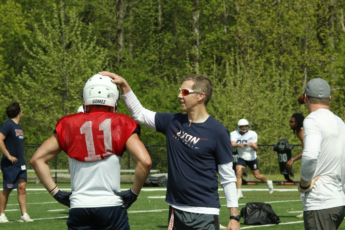 LyonHBC's tweet photo. Great spring session! Made a ton of progress in this off-season!!! #LyonWay https://t.co/f5XmzY1ENJ