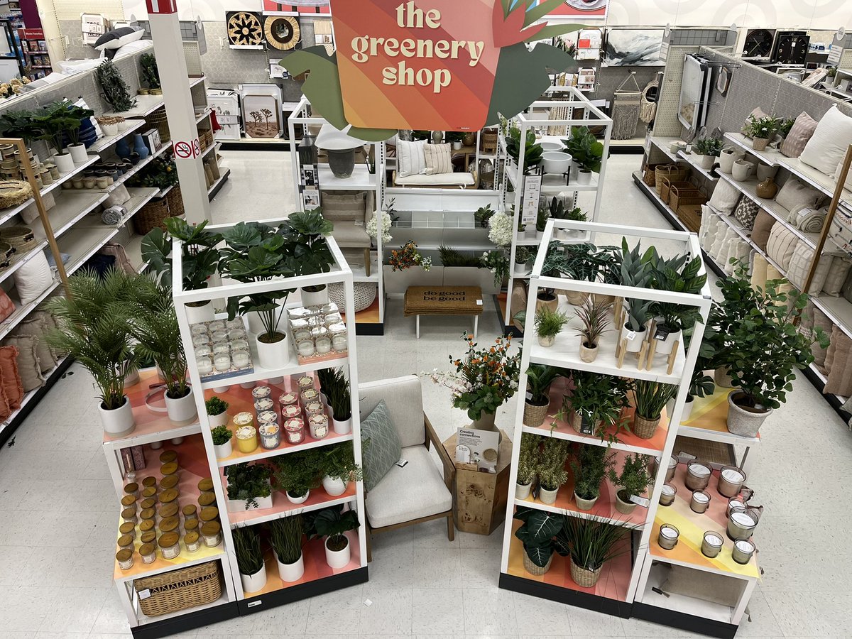 GrnEyedRaven tweet media