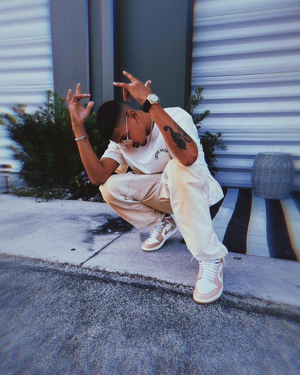 T R I A N G U L O…