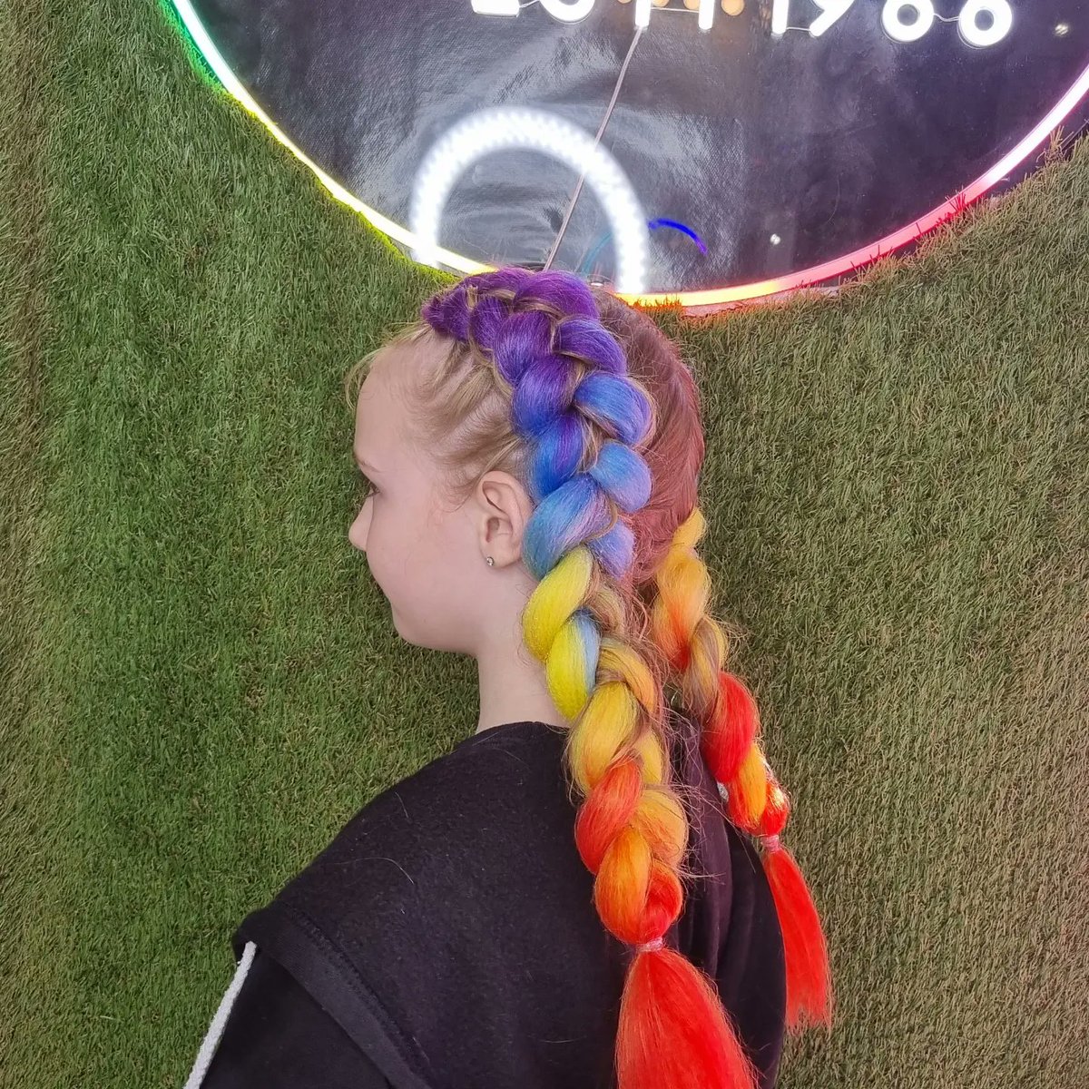 headstart1986's tweet photo. RAINBOW BRAIDS 🌈 FOR THESE 2 LITTLE BEAUTYS 
@littlemix READY 
#littlemix #girlband #ovohydro #glasgowhydro #hydroglasgow #rainbowbraids  #rainbowhair #fashionbraids #partyhair #braids #hairextensions #colorful #colouredhair #girlhairstyles #glasgowsalon
#headstart___possilpark https://t.co/TnygjtOupt