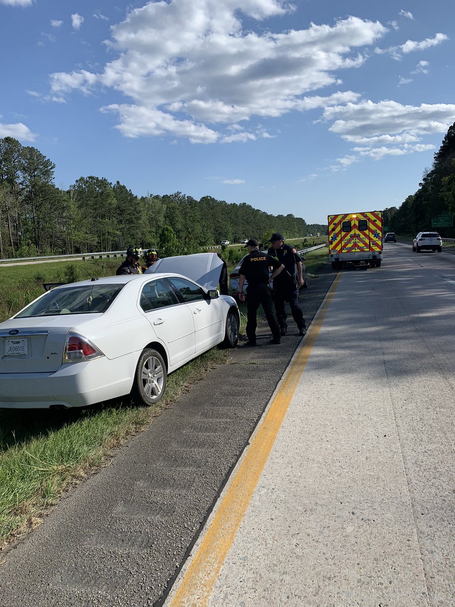 Avoid I-95 near the 9mm Southbound in the City of Hardeeville, SC. Hardeeville Fire Department Hardeeville Police Department and Jasper County Fire-Rescue are currently working a two car MVC. Expect delays. #IamYourHardeeville #HardeevilleFire
