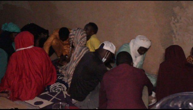 AcmefOng's tweet photo. La Presidente de l'ONG ACMEF  Mme Fatou a offert le 19 Avril un #iftar  à l’honneur de ses membres et de plusieurs invités  à l'occasion du mois béni de #Ramadan dans leur bureau de Zinder. C’était aussi l’occasion pour nouer de relations de solidarité et de convivialité https://t.co/p1ulfnclpU