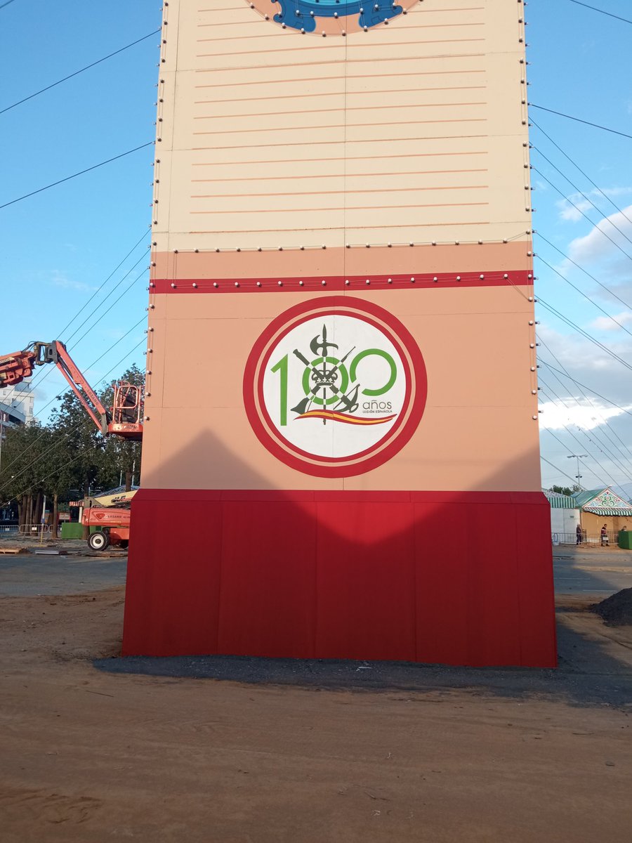 guijarrocio's tweet photo. @guijarrocio detalle de la @PortadasdeFeria de la @Feriade_Abril de 2022
@DiarioDLPortada, quedan 3 días para el alumbrado y hay muchos detalles en la @Feria_deAbril 
@VivaLaFeria_ 
@Viva_Sevilla
Detalles por todas la @portada,como esté de 
@Lalegion_es 
Portal flamenca https://t.co/PLICgLsDaR