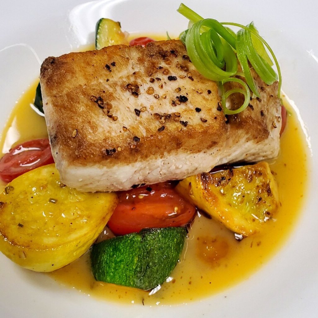 Danny’s Kitchen + Bar tweet media