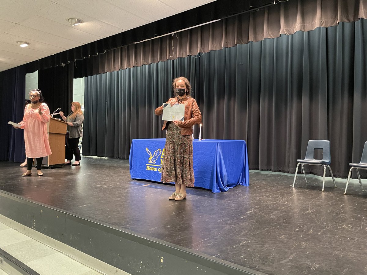 erineaton33's tweet photo. Congratulations to our 35 new NJHS members. We are extremely proud of you. @Adams_Eagles @mslisasheppard #GreatFuturesStartRightHere #adamseagles #wwcsd #NJHS https://t.co/hFjJ8870Cc