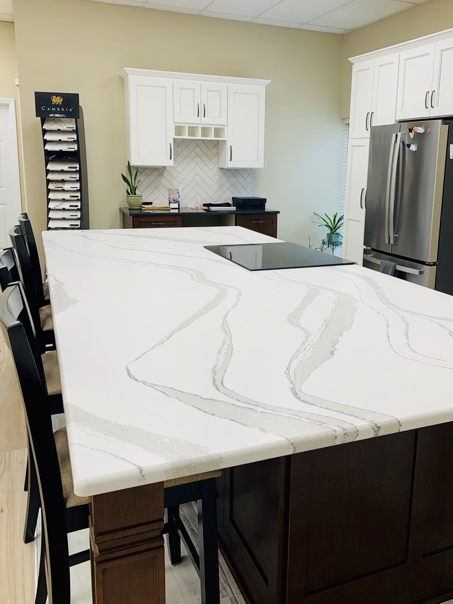 Big bold beautiful ⁦@CambriaSurfaces⁩                      Design: Kitchen Tune-Up Knoxville ⁦#stonefab #quartzsurfaces #kitchentuneup #KnoxvilleTN