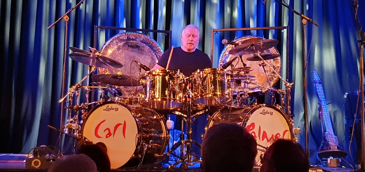 paulcarrell10's tweet photo. @ELP_carl really great evening at the 229 in London last night. Carl, Paul and Simon you played like you really enjoyed playing to us. https://t.co/l2X8mGAcCE