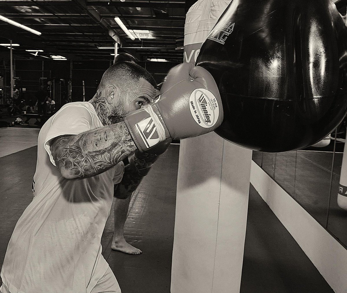 Who is watching our MMA Champ @chitoveraufc this Saturday headlining at UFC Fight night in Las Vegas?!?! Go get him Chito!
And remember to see us as knockoutclub.io for our details!
#nft #nftcommunity #ufc #ufcfightnight #chitovera #mma #mmatraining #knockout #metaverse