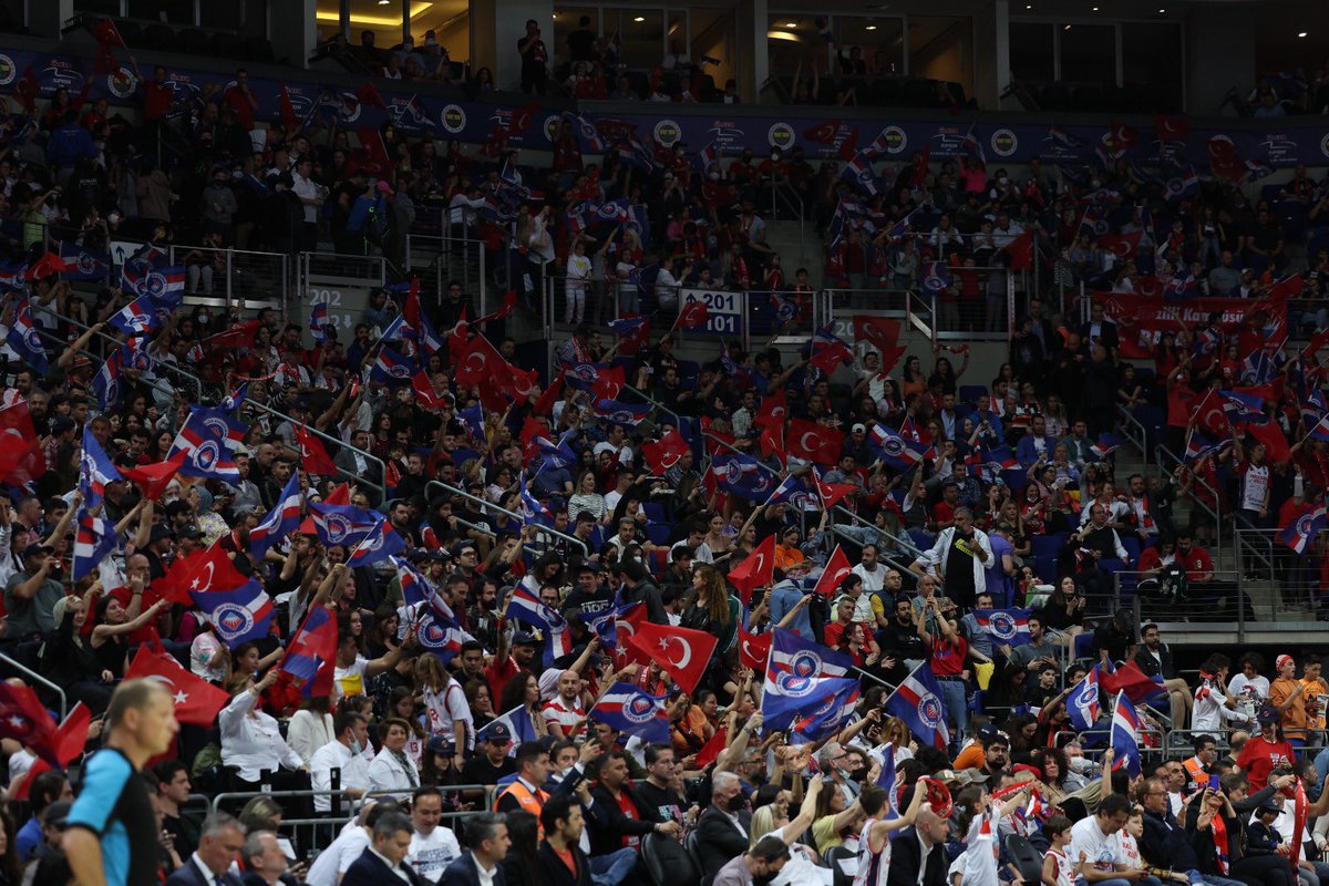 ŞAMPİYON BAHÇEŞEHİR
🏆❤💙

FIBA Avrupa Kupası'nda namağlup şampiyonuz🇹🇷🇹🇷🇹🇷

Bize inanan, yanımızda olan herkese çok teşekkür ediyorum. 

Nice nice şampiyonluklara... <a href="/BKBasketbol/">Bahçeşehir Koleji Spor Kulübü</a>

 #FIBAEuropeCup
#ŞampiyonBahçeşehir
#FlyHighTogether