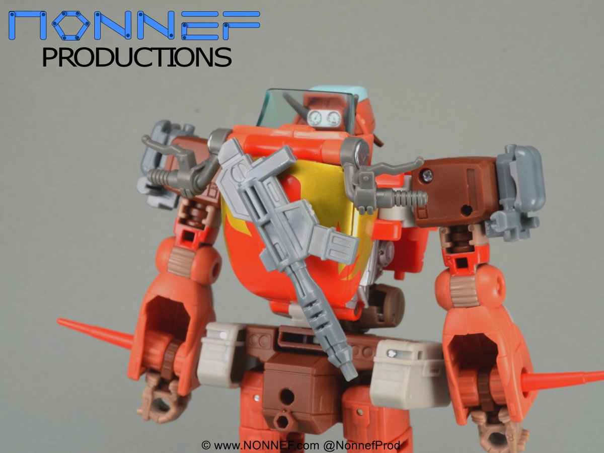 NonnefProd's tweet photo. -Nipple cannons are around half the size of the stock ones. 
-Rifle and pistols have both 3mm and 5mm pegs so they can be stored in various places.
-Pistols also have a slot to store on the shoulders.
-All the weapons and exhausts are effect piece compatible. https://t.co/oYK8F2RtvQ