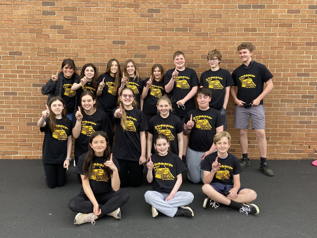 GoCoogsBaseball's tweet image. Congrats to the reading Olympic team on earning a blue ribbon and Mrs. Chirico for coaching with help from Ms. Walters! Some of our Coogs baseball players are on the team #StudentFirstAthleteSecond #GoCoogs