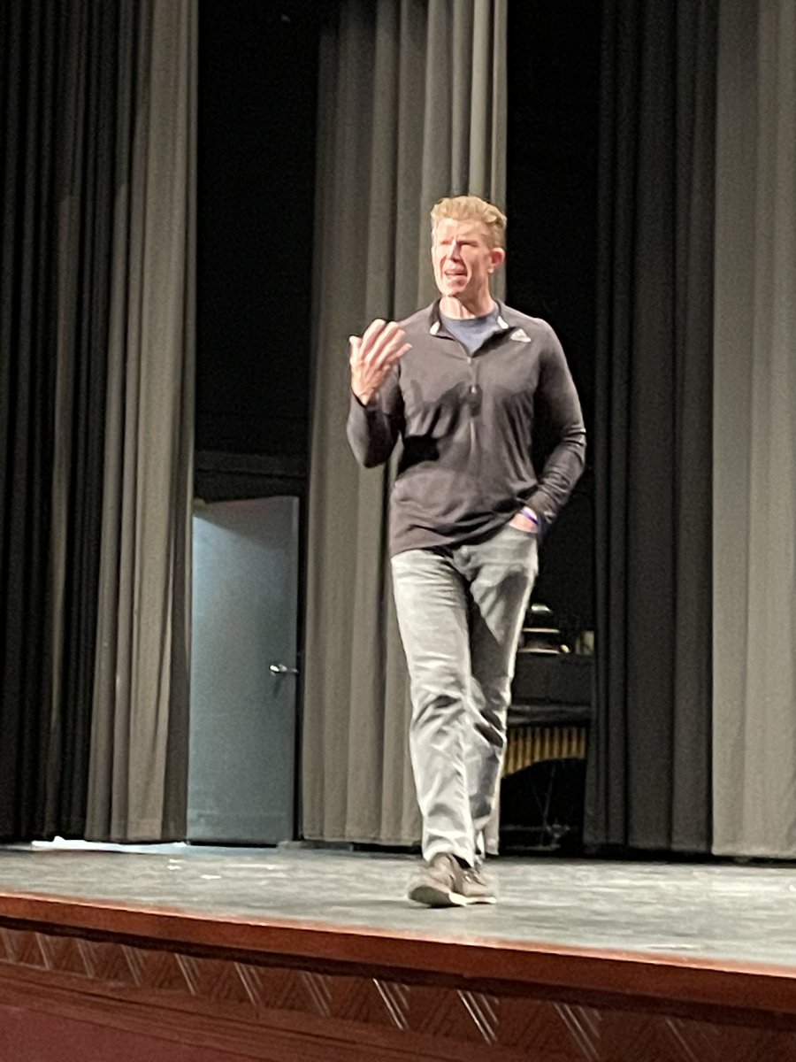 Lincoln High School tweet media