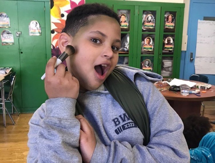 BWA09x323's tweet photo. “Julián is a Mermaid” is a story about being accepted by those who love us.  Students created their own mer-people looks! https://t.co/7exGWeS6rE @ucs_uft @CSD9Bronx #NYCDistrict9 #BronxCouncilDistrict16 #BronxCommunityBoard4 @NYCSchools @NYCMayorsOffice @DOEChancellor @nycgov https://t.co/rynpwwLUQi