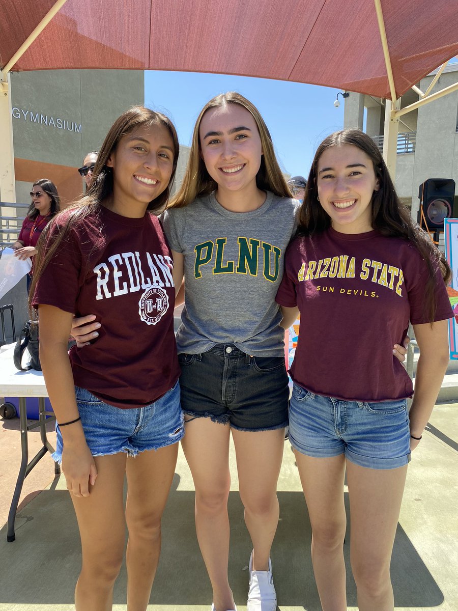 PDHScounseling's tweet photo. Celebrating @PDHSAztecs2022 today with College Signing day! @ReachHigher https://t.co/6R2mS2d7Qj