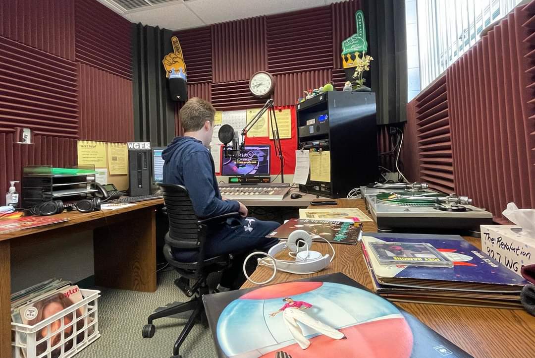 A rare snapshot of the elusive Joe Mason I his natural habitat during WGFR's Vinylthon.  Big thanks to JM and all the WGFR crew who rocked it for 24 hours.