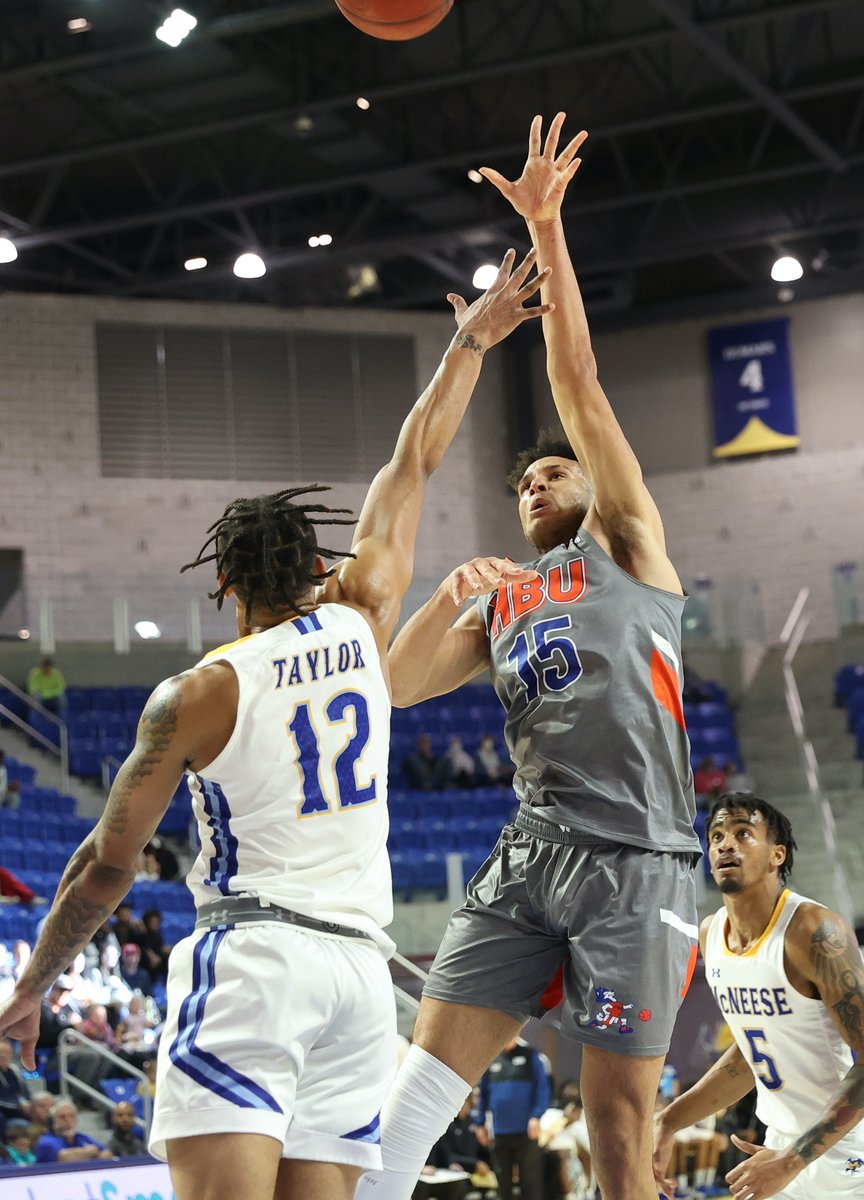 Happy #HBUBKBirthday &amp; #DawgsUp to Zion Tordoff (2021-22).

The 6'8 forward from Bradford, England averaged 7 ppg and 4.3 rebounds per game as a graduate transfer this past season for the @HBUHuskies, starting 21 of 27 games in the post. 

#TheHistoryofHBUBKB