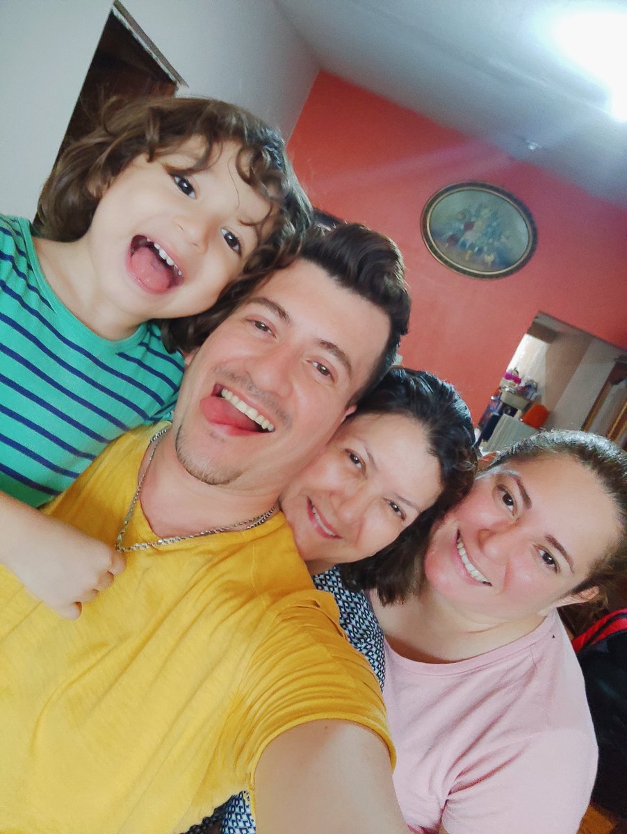 JEANLOHER's tweet photo. #PozaRica #pozayork #familia #tio https://t.co/9Vh8ZvZHRL