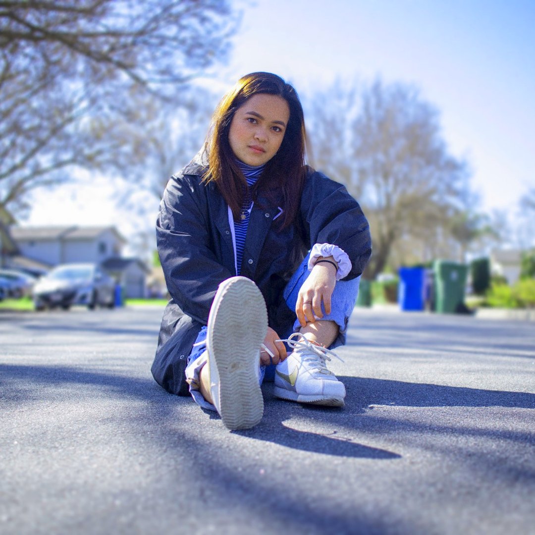Audioneer's tweet photo. 2 more days till "Very Sad Song" by @jazellemusic comes out. Stay tuned!
#singersongwriter #heartbreak #music https://t.co/e0rMsbBY48