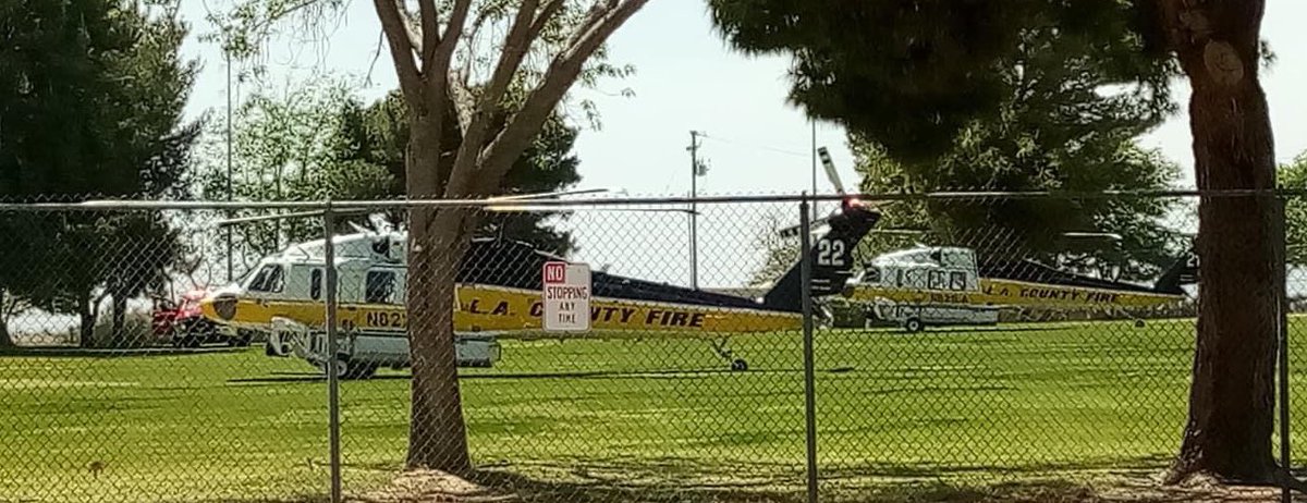 LACoFireAirOps's tweet photo. MULTI-PATIENT MEDEVAC 4/27/22 A pair of Firehawk helicopters worked to airlift three children from a car vs off highway vehicle in Littlerock to a Los Angeles area specialty hospital. (📷 Jose Perez via AV Scanner News Page) @LACoFD @AMR_Social @chp_av @PalmdaleSheriff https://t.co/ve1hx4aTUN
