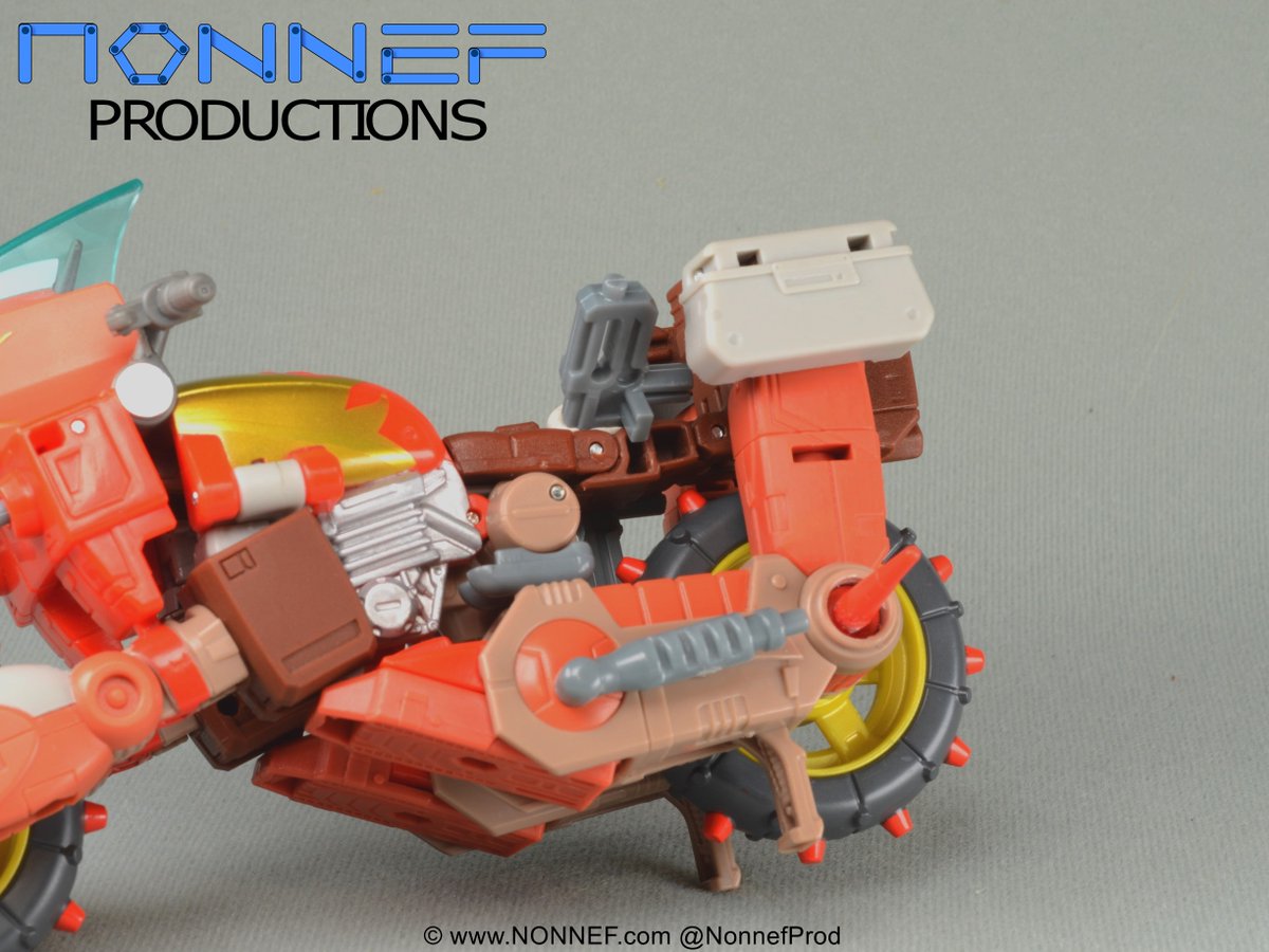 NonnefProd's tweet photo. -The "exhaust filler" pieces are technically for the next Junkion kit, but can be used with WreckGar as well on his stomach or shoulders.
-Filler pistol just plugs into the hole shown in the last picture. https://t.co/6RPQxQrdPa