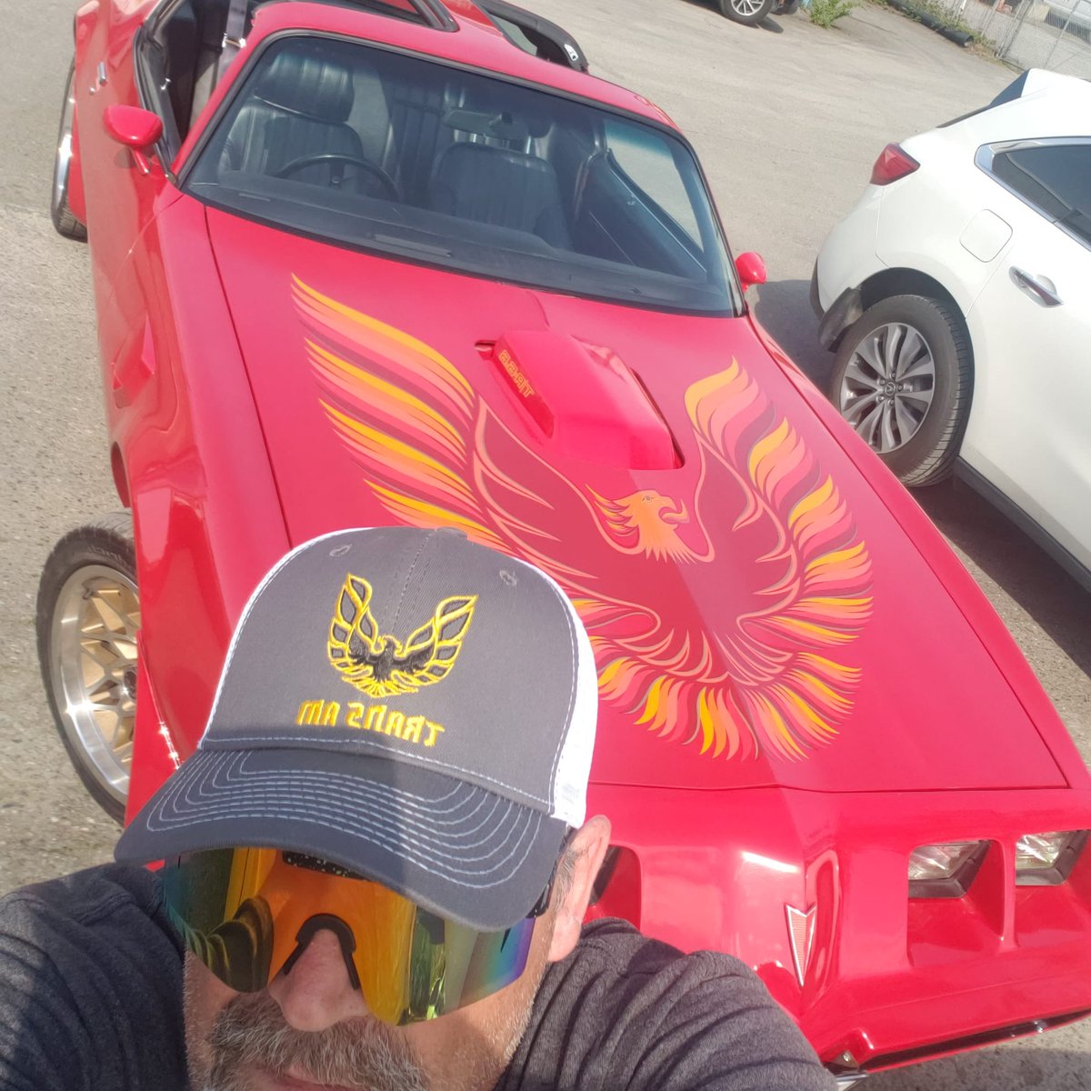 jonespatrick266's tweet photo. You need to redneckignize #reddragon https://t.co/NhXzipeI49