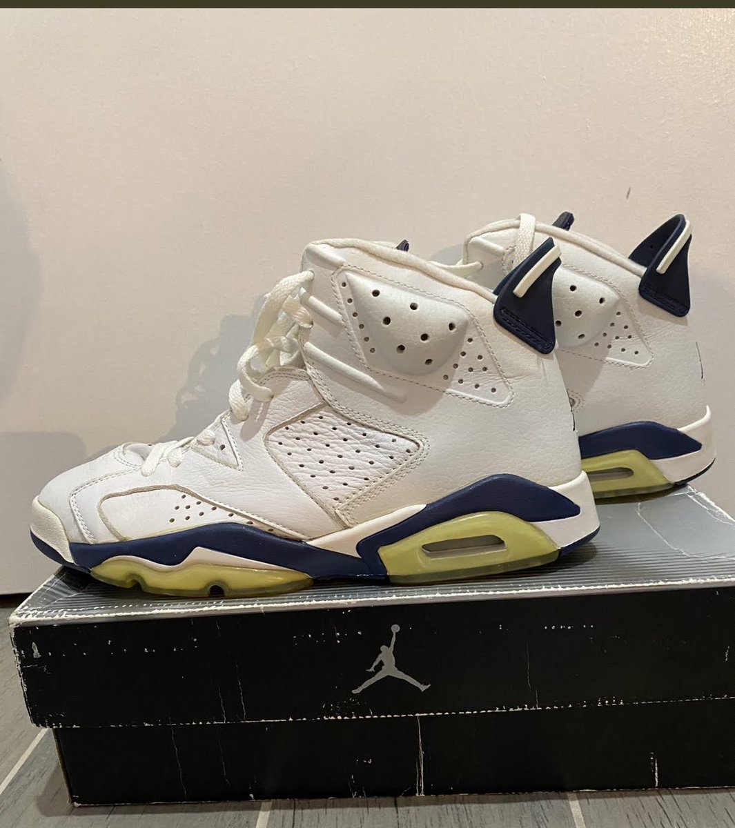 jonathantiglao's tweet photo. @J23app I got mine from 20 years ago!! https://t.co/Rie8leMX9V