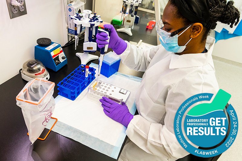 CDC_AMD's tweet image. In celebration of #LabWeek2022 we spotlight whole-genome sequencing (WGS) procedures in @CDCgov’s Enteric Diseases Laboratory Branch. Here a  scientist loads prepared libraries from bacterial DNA into a cartridge for whole genome sequencing. (1/2)