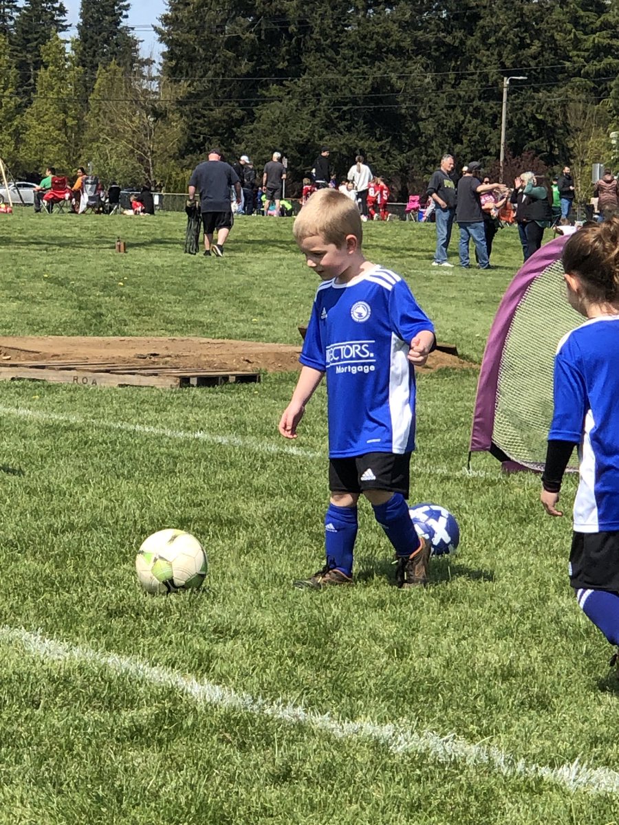 CindyEasley6's tweet photo. Soccer anyone? ⚽️ https://t.co/uYSaHsJaqq