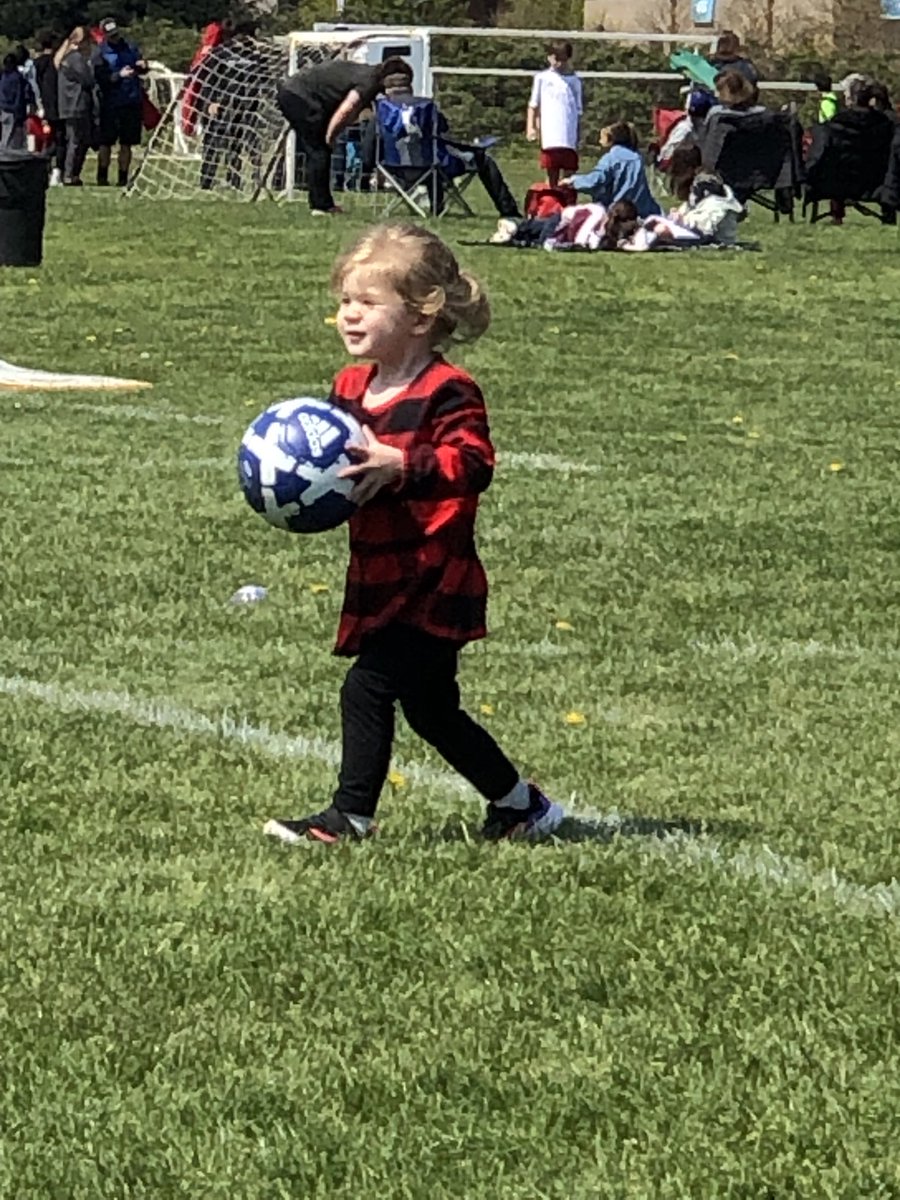 CindyEasley6's tweet photo. Soccer anyone? ⚽️ https://t.co/uYSaHsJaqq
