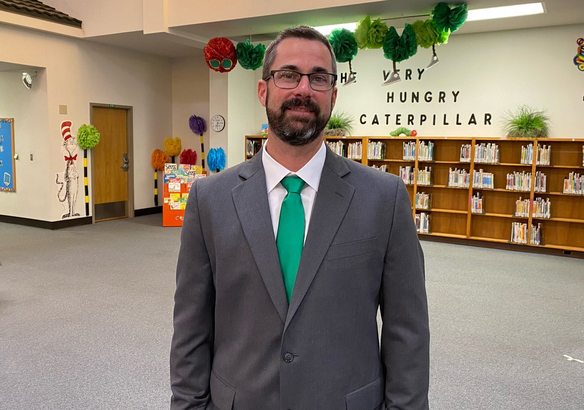 pchristy11's tweet photo. Idalou has school board approved hiring Dustin Todd from Jim Ned to be the Wildcats new Head Football Coach/Athletic Director 

He was the Co-Offensive Coordinator for the Indians. 

Congrats  coach! 
#txhsfb https://t.co/iXwKnBGoG9