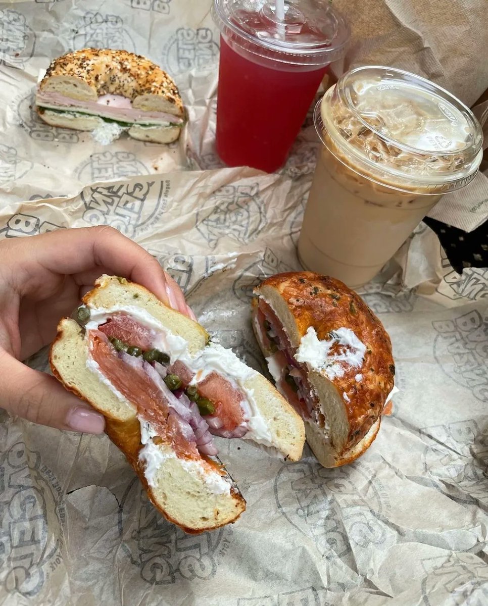 BlazingBagels's tweet photo. Happy days. 

#GoEatABagel 🥯 
• • •
📸 @stuffjuliaeats (Instagram) https://t.co/92b20C9fLh