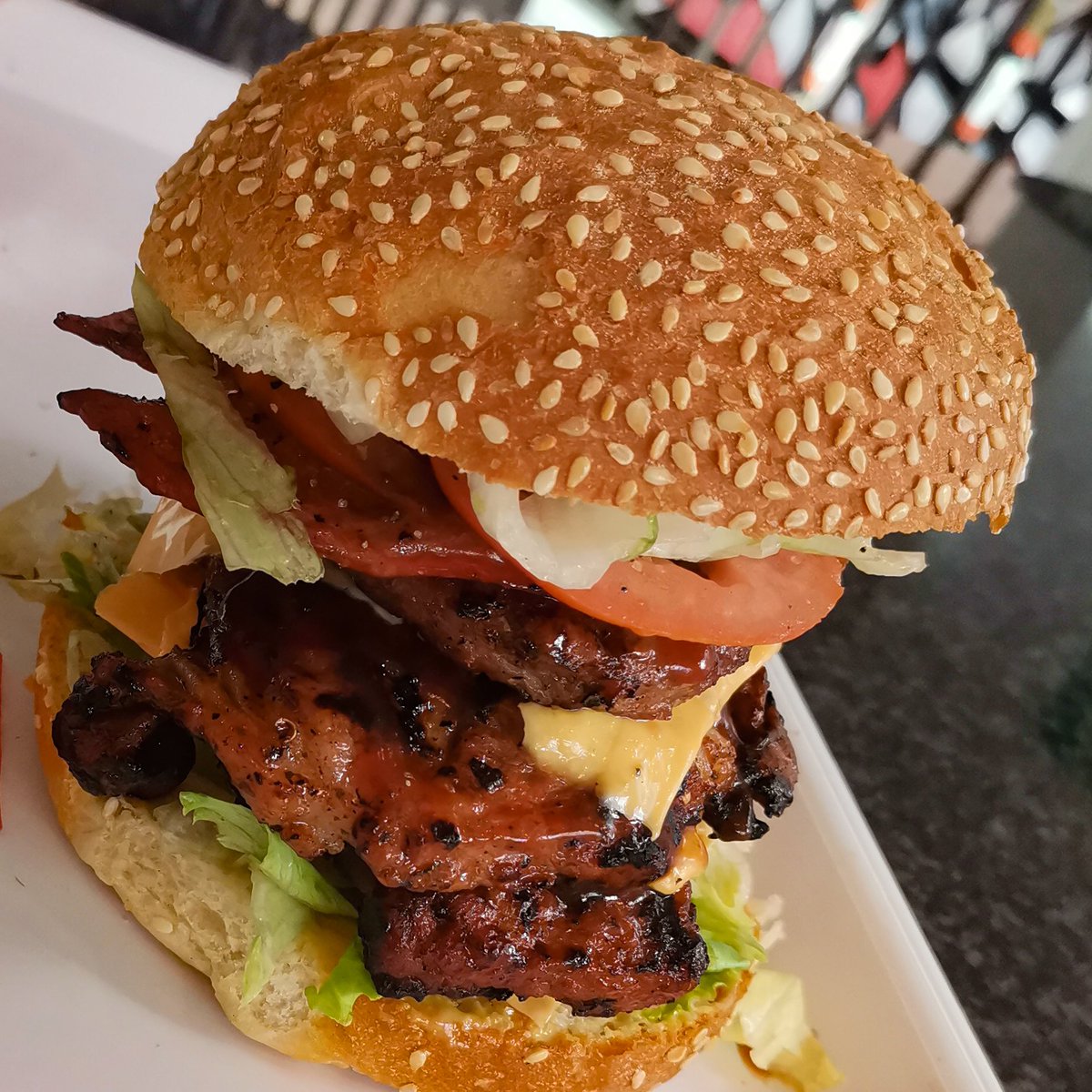 KotaDelicious's tweet photo. Simply Delicious #burger #Foodie #SouthAfrica https://t.co/IQxW03ItfP