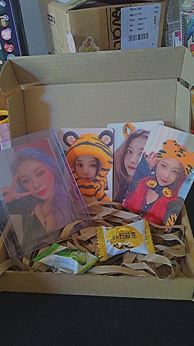 aixgah_'s tweet photo. 💌+ [280422] 
 *:･ﾟ✧*:･ﾟ✧[#aixmail]
.・。.・゜✭・. —  Gah RTU selca has arrived safely!<3 thank you sm, @kpopmadness_ph for the smooth transactioon! 'til the next budol po incoming!✨<3 ✫・゜・。. 
#KpopMadness_Feedback ❤️ https://t.co/RVuYcCInSo