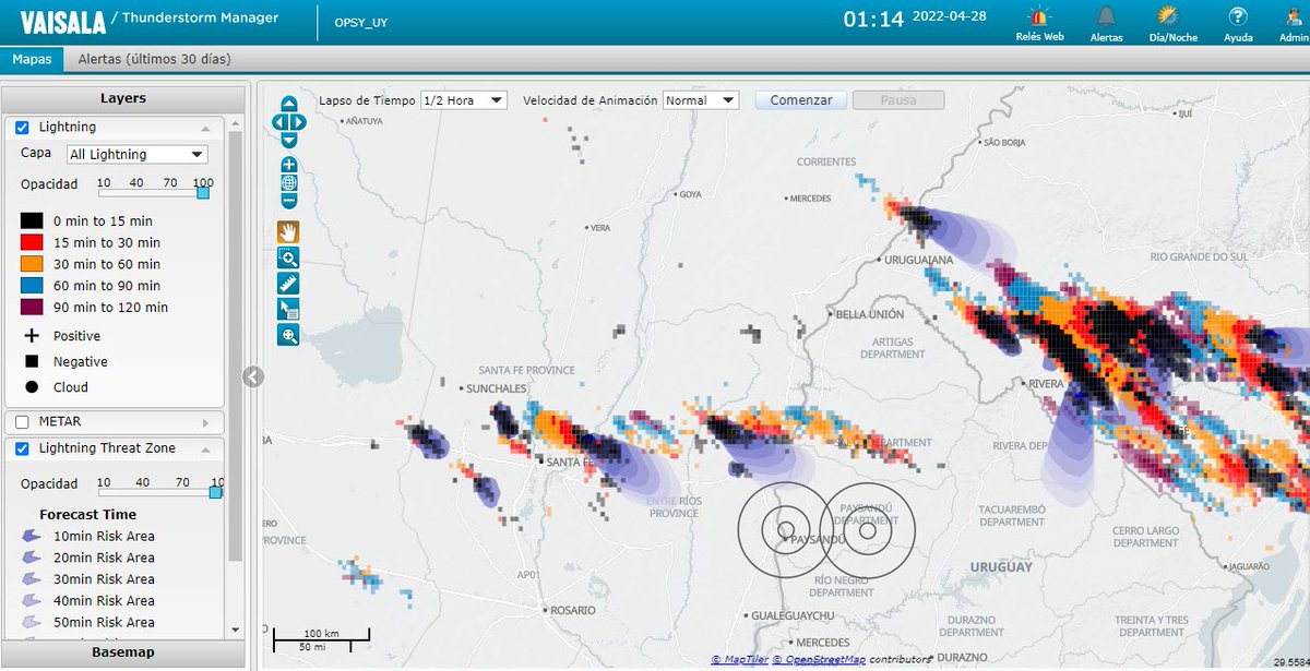 portalmeteo's tweet photo. #tormentas #Argentina #Uruguay #Artigas #Salto #Paysandú #Rivera #Brazil #RioGrandeDoSul #rayos #relámpagos Areas de riesgo determinadas a cada instante con #ThunderStormManager de @VaisalaGroup desde cualquier pc, notebook, tablet tel. móvil suministrado por @OpenSky_Uruguay https://t.co/0s9GmI4vQJ