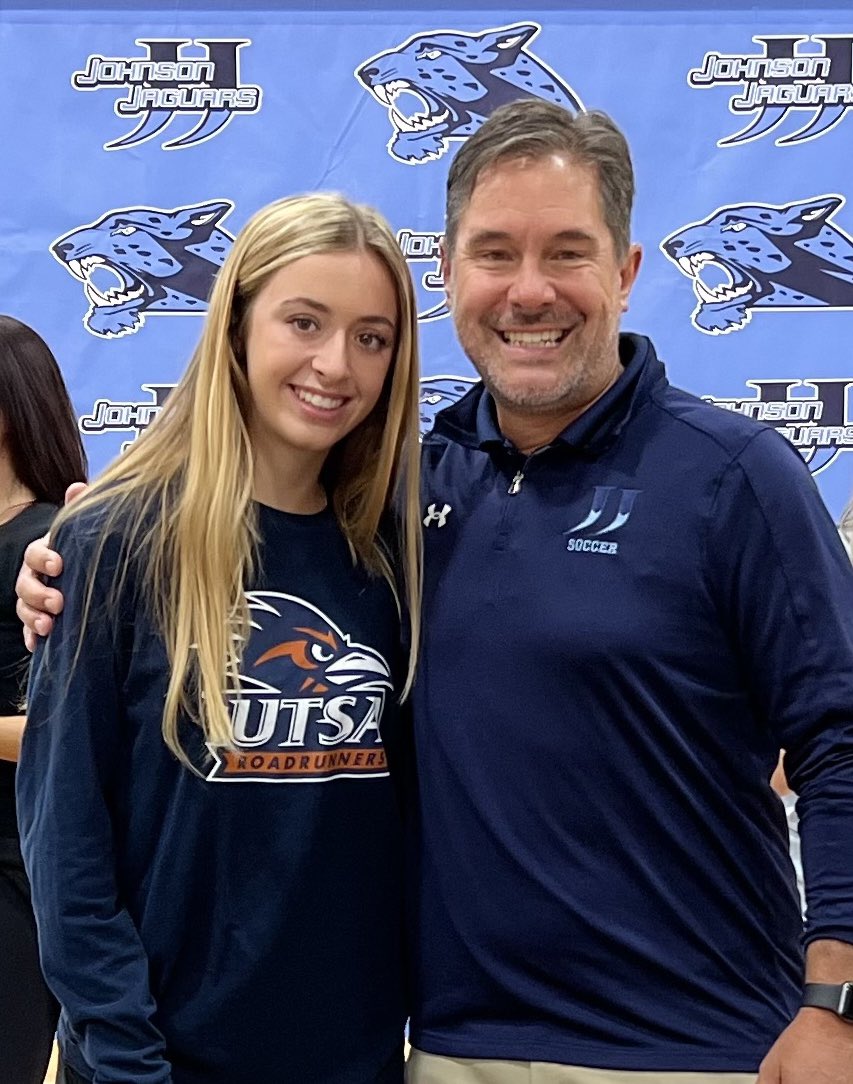 JHSvsoccer's tweet photo. What a fantastic day!!! Our very own @PresleyDrawe signed her letter of intent to play for @UTSAWSOC!!! They are getting a 4 year letterman and one of the best players in the city. #birdsup @CTJohnsonHigh @CoachTPMiller @JPApride @ClassicsEliteSA @NeisdAthletics https://t.co/edm05W6s8t