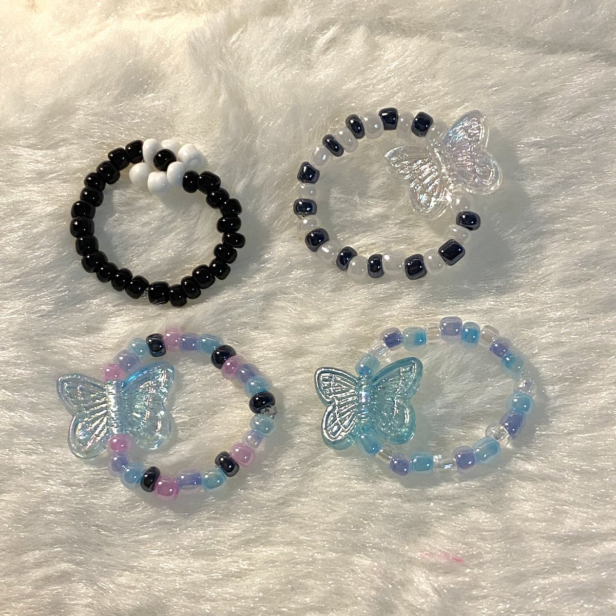 mamaacrxm's tweet image. 𐬹𓈒✿ bead ring 💍𓈒⤾

🍒 ดอกไม้,มีจี้ 10฿ / สีๆสลับ 5฿

📁◌ สามารถสั่งทำได้ 🗯

𓈃 REG 30฿ / EMS 50฿ ⊹ 🛒

#รับทําของแจก #แหวนลูกปัด #ลูกปัด #แหวน #รับทําgiveaway #รับทำของเเถม  #ของขวัญปัจฉิม #รับทําของแจก