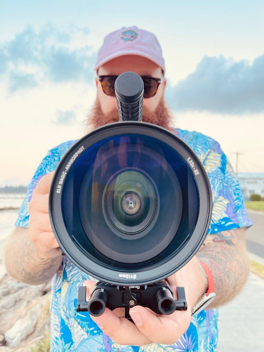 The best combo for lush, cinematic images. APO MicroPrimes &amp; Anamorphot 1,33 x 65. 

Looks like Jeremy Brown
has some new fav tools in his arsenal! Stay tuned for vision from this setup.

instagram.com/jeremylbrown/

#slrmagic #anamorphot #anamorphic #microprimes #cinematicvideo