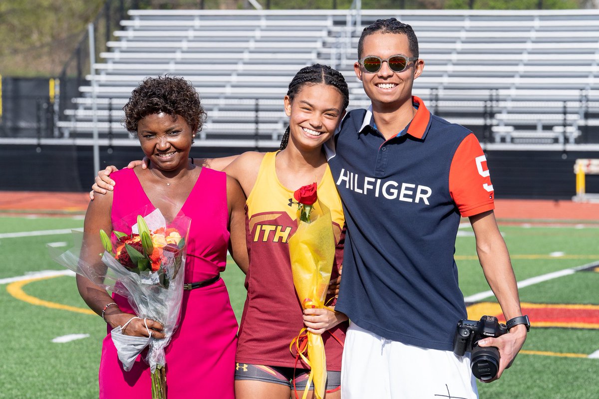 Congratulations <a href="/IHSTracknField/">IHS Track and Field</a> seniors! Here are some photos from Monday :) @AthleticsICSD