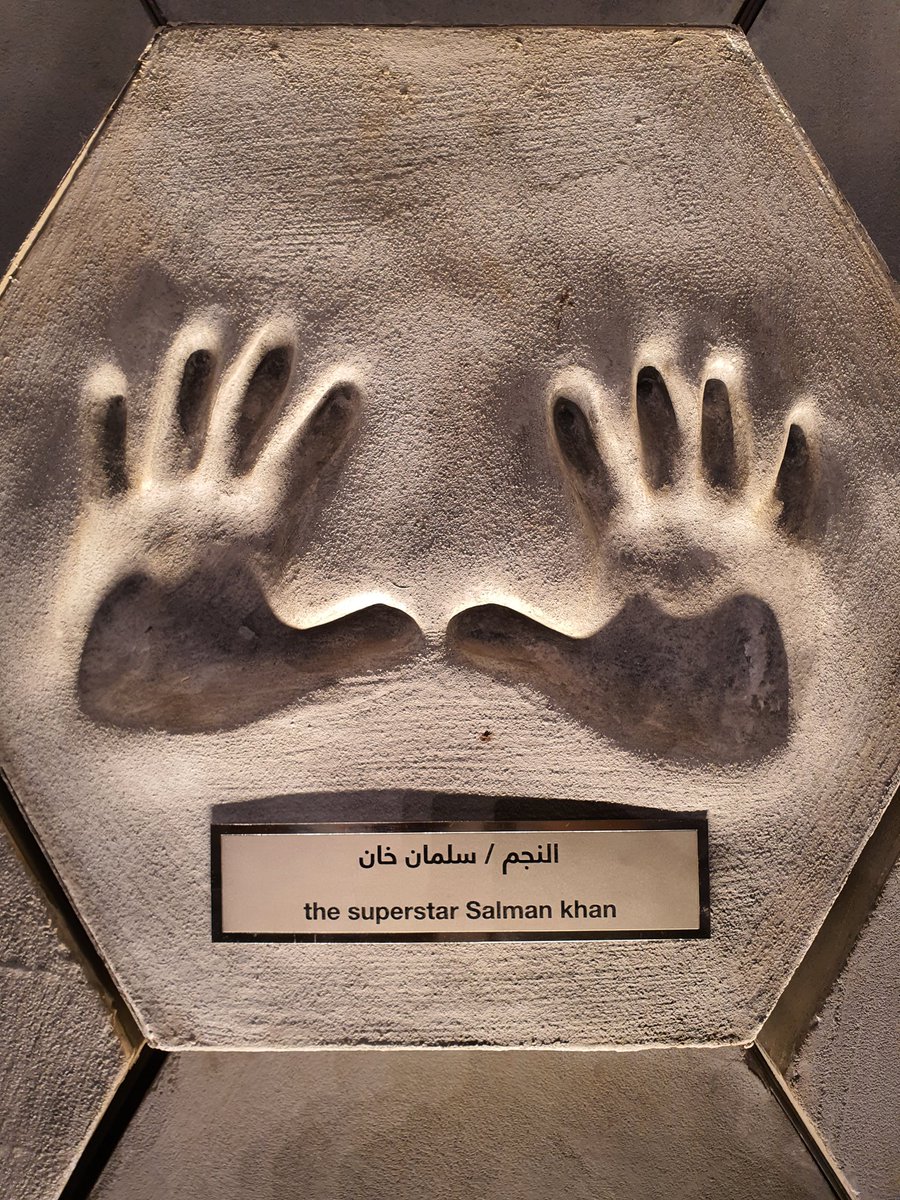 kbaigk's tweet photo. @BeingSalmanKhan bhaijaan's hands print at the #RiyadhBoulevardCity #KSA #Riyadh Aapke chahne wale har jagah hain. Like ya retweet toh banta hai.👐 https://t.co/erSAmG3PGw