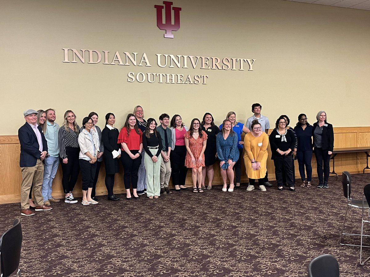 msking_k6's tweet photo. Blessed to revive the IACTE Future Educators Award tonight from IUS School of Education! 12 days until I’m officially graduated from college! https://t.co/FArBai7WNM