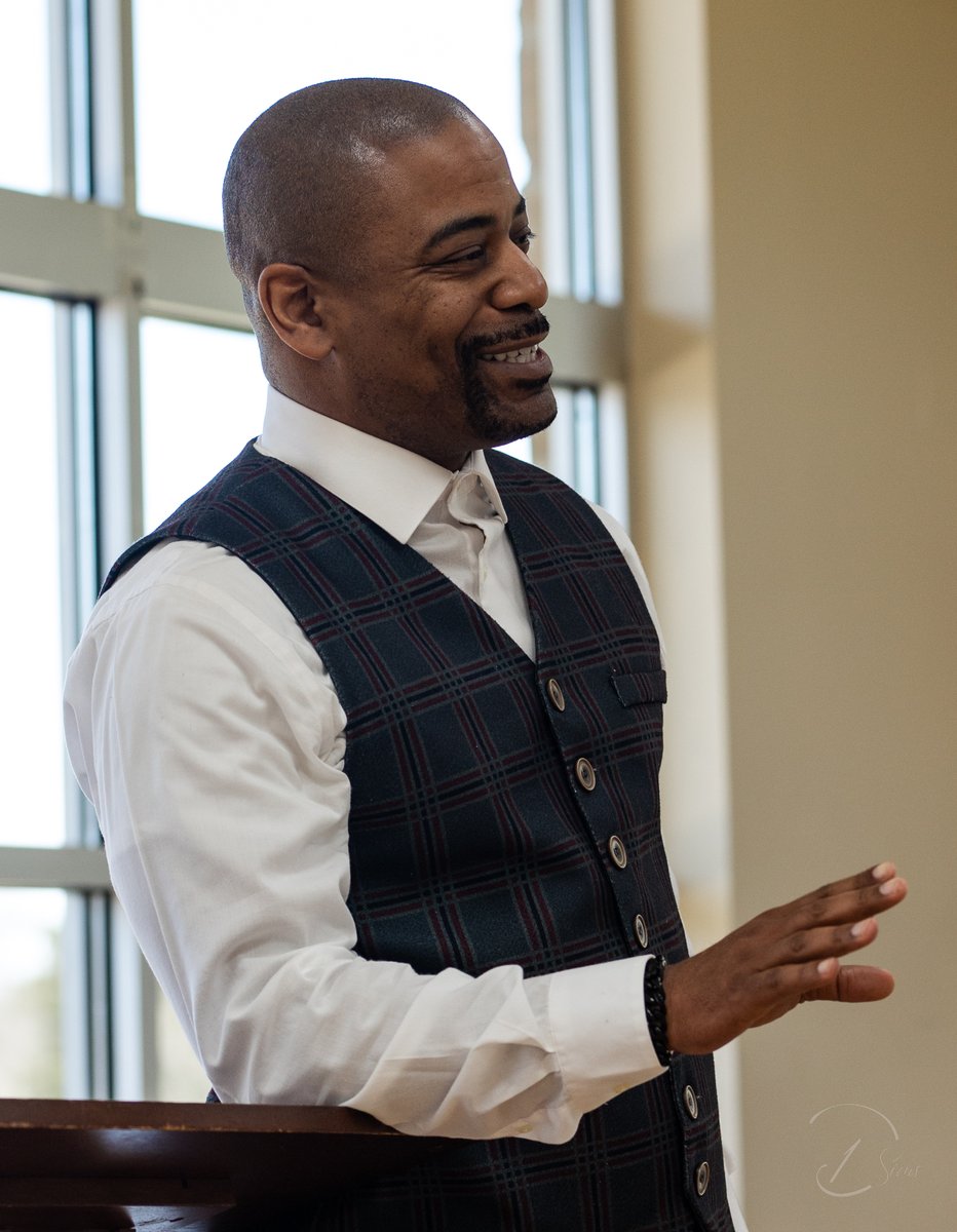 wilberforce_u's tweet photo. A great time had by all at the Men's Fellowship Brunch last week.
Special thanks to our special guest speaker, James Pogue.
#Wilberforce #theforce #WUMen #Bulldogs https://t.co/yyBQqz9irq