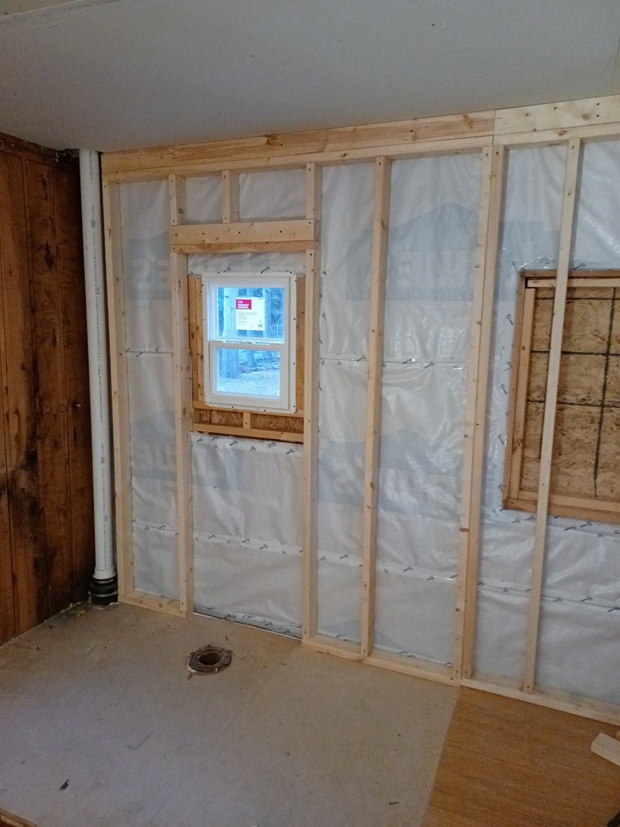 SimplyDan87's tweet photo. Step 14: Secure all alcove framework studs to respective sills and headers.
JOB COMPLETE!!
#BuildThatWall #DanMprovement #JobComplete #WallBuilt https://t.co/0nPyVC7HTo
