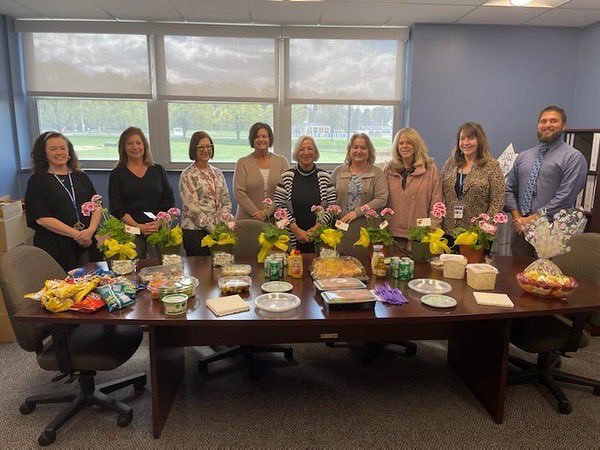 Happy Administrative Professional Day!!!  The PTSA is appreciative of all of the Administrative support staff in our school district. Thank you.