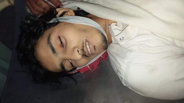 Mujahid__MR's tweet photo. کفن مے کلک وګنډه مورې 
ده زوانې ټول عمر په دې کې تيرومه
😥😥😥
@ManzoorPashteen https://t.co/7Jg7dwdbf3
