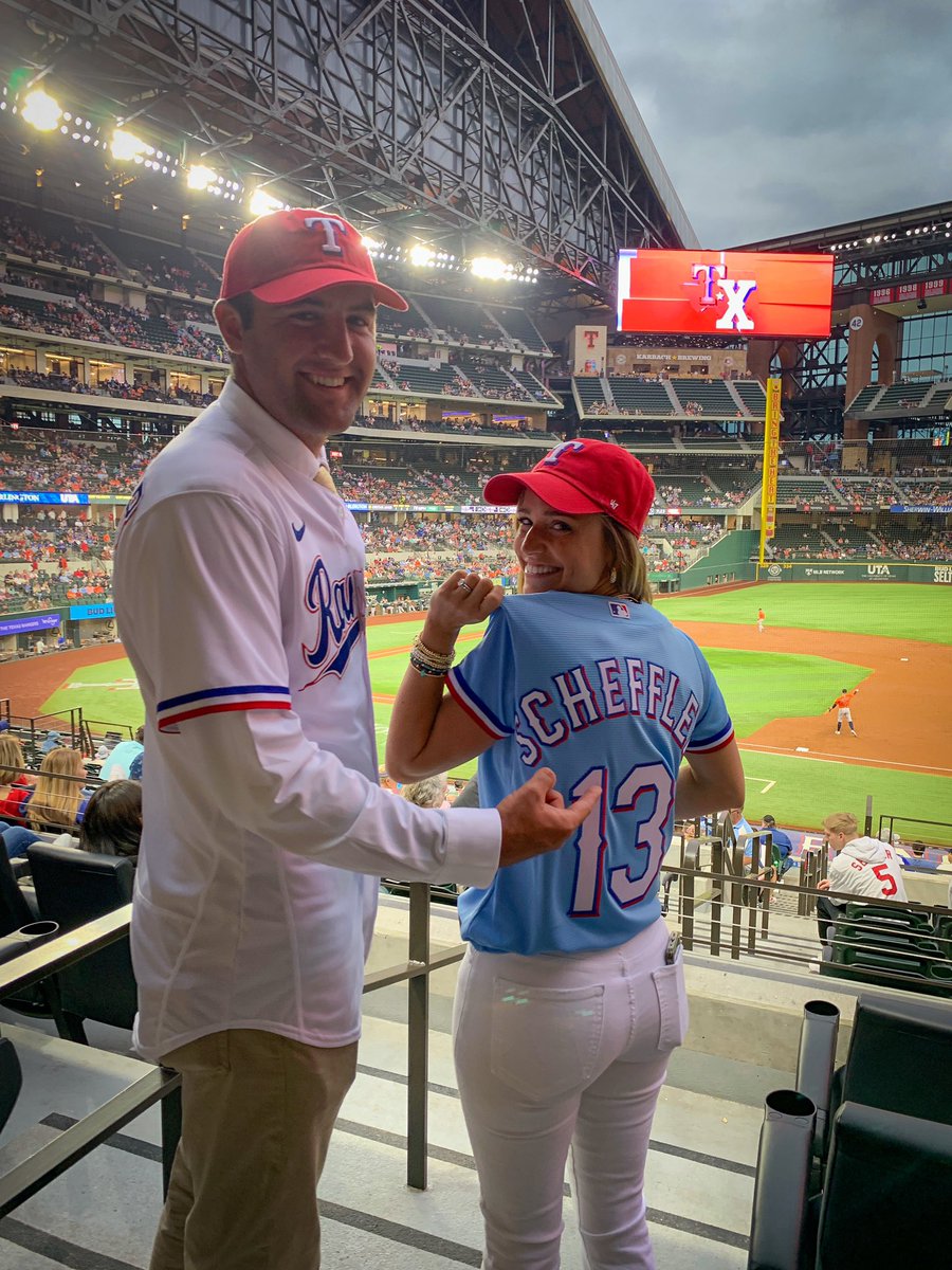 PGATour's tweet photo. Ready for his @MLB debut ⛳️⚾️

Scottie Scheffler threw out the first pitch at tonight’s @Rangers vs @Astros game. https://t.co/J6a8L0icUE