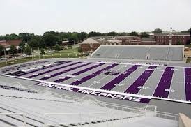 After a great conversation with <a href="/CoachKre/">Kre Trammell</a>, I am blessed to receive an offer from <a href="/UCA_Football/">𝗨𝗖𝗔 𝗕𝗘𝗔𝗥𝗦 𝗙𝗢𝗢𝗧𝗕𝗔𝗟𝗟</a>!! 💜🤍 #AGTG <a href="/EarlGill10/">Earl Gill</a> @Chanay_Mac <a href="/BHoward_11/">Brandon Howard</a> @RivalsCole @RWrightRivals <a href="/moehenry1/">🟢🏈Moe Henry🏄🏿‍♂️🕳🟢</a>