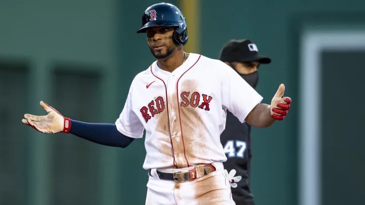 tylermilliken_'s tweet photo. Xander has his 7th 3-hit game of the season and it’s only April 27th. 

PAY THIS MAN! 

#RedSox | #DirtyWater https://t.co/Za7B1Wzh7U